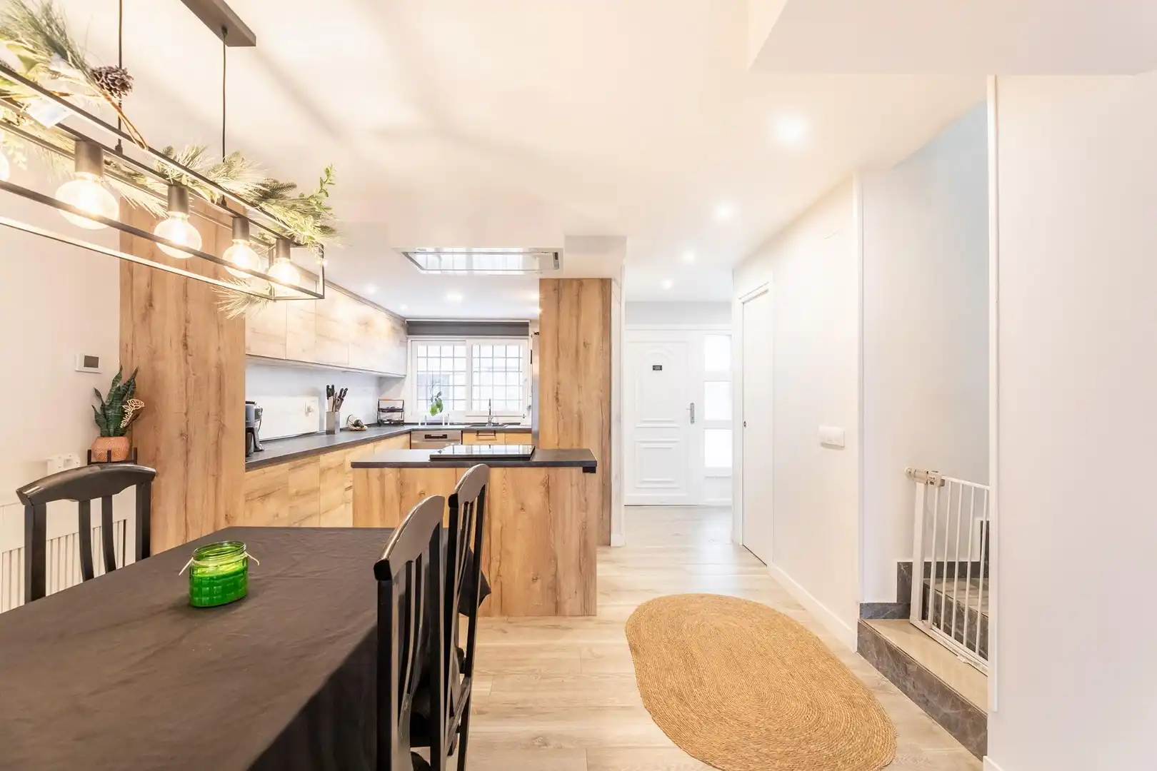 Terraced house with pool for sale in Fuente Santa, imagen 3