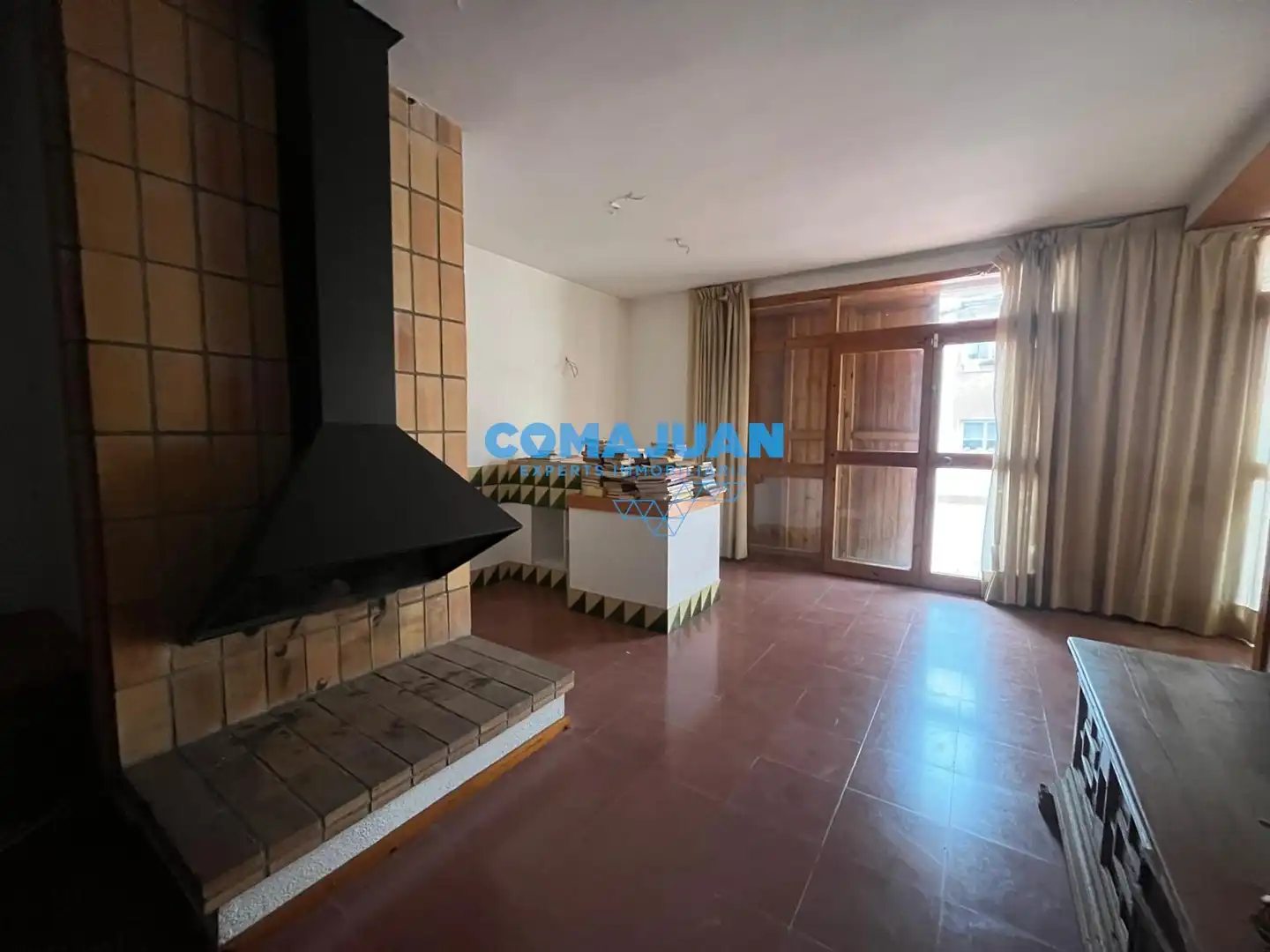 Country house zum Verkauf in Mataró mit Klimaanlage, Heizung und Terrasse