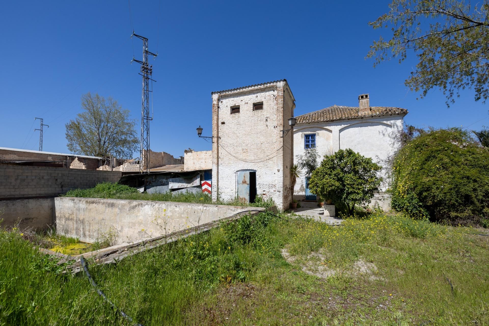 Vista exterior de Finca rústica en venda en  Granada Capital amb Jardí privat, Terrassa i Piscina