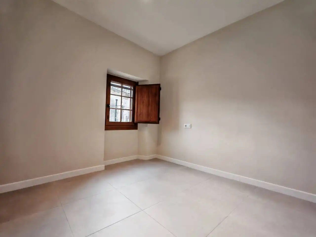 Piso de alquiler en Albons con Aire acondicionado, Terraza y Balcón