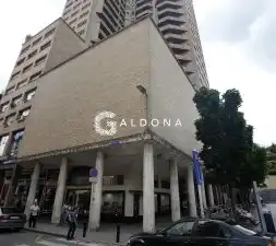 Vista exterior de Edifici en venda en Eibar
