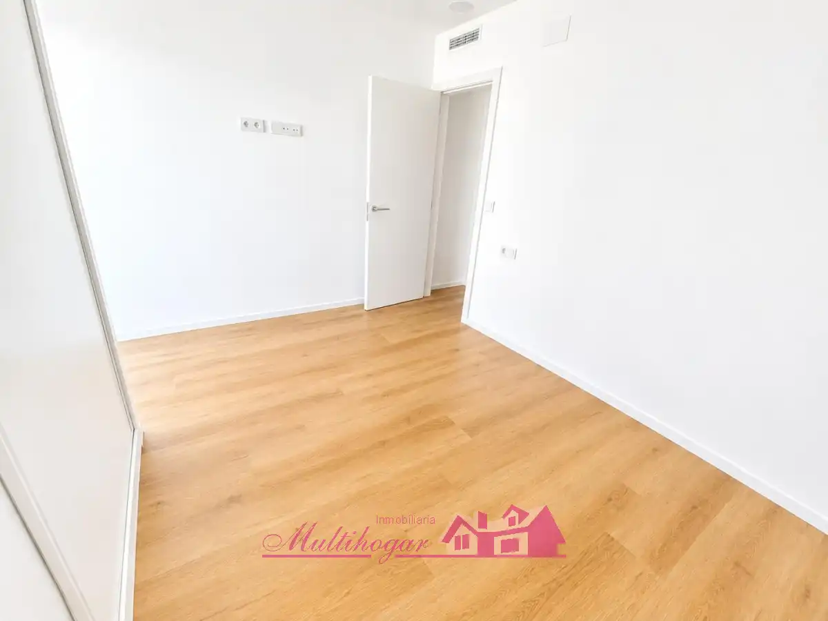 Apartment with pool for sale in Carrer de Carles Roman Ferrer 27, imagen 12