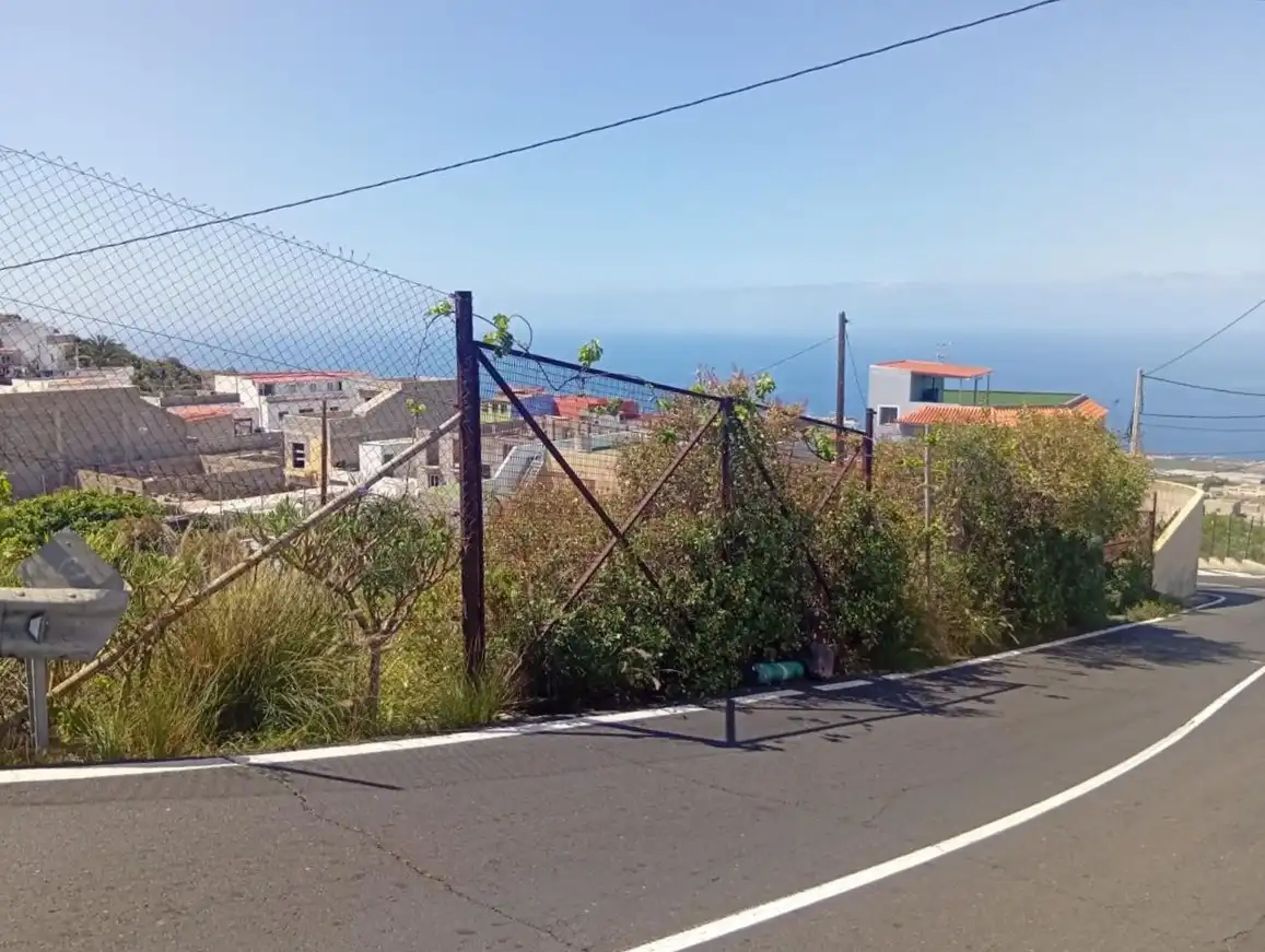 Vista exterior de Residencial en venda en Guía de Isora
