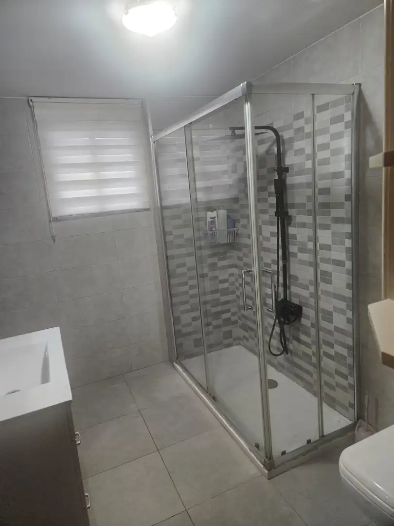 Bathroom of Flat for sale in Almoines  with Air Conditioner, Oven and Balcony