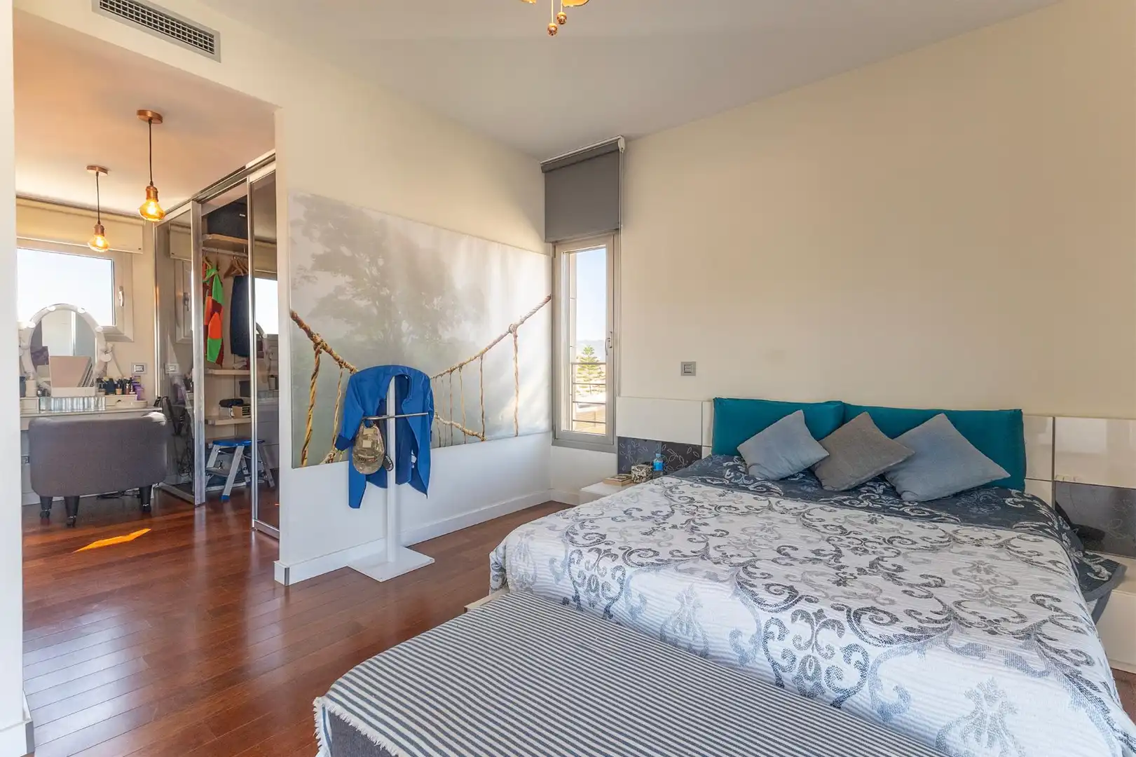 Dormitori de Casa o xalet en venda en Alicante / Alacant amb Aire condicionat, Calefacció i Jardí privat
