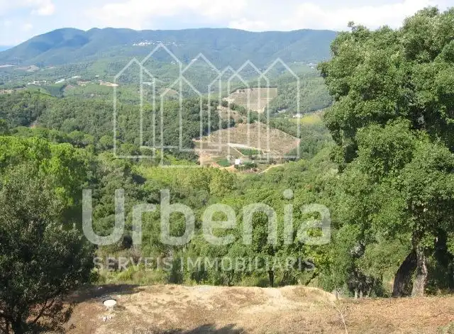 Terreno rústico en venta en Sant Cebrià de Vallalta