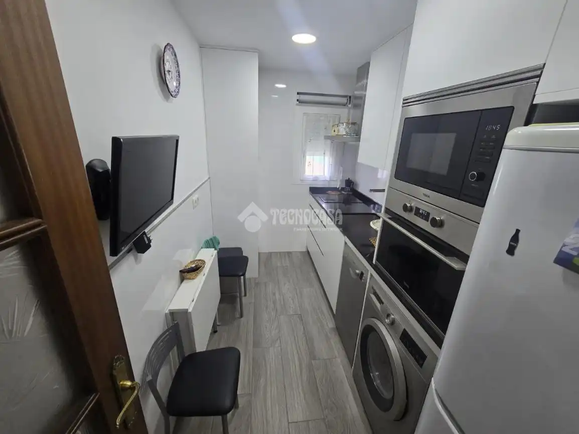 Cocina de Piso en venta en Madrid con Calefacción, Parquet y Piscina comunitaria