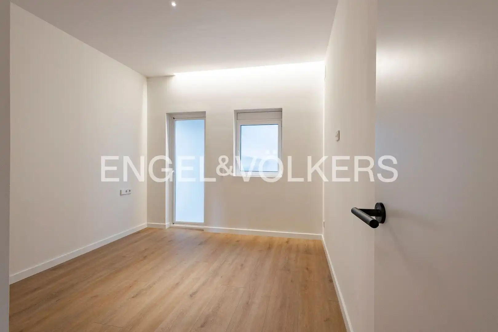 Piso en venta en Barcelona con Aire acondicionado, Calefacción y Balcón