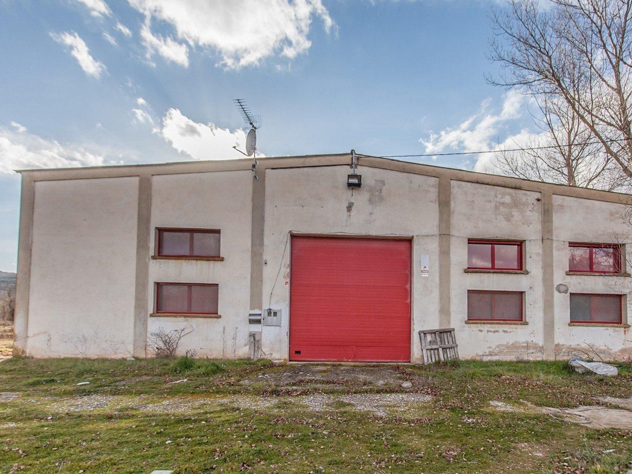 Exterior view of Industrial buildings for sale in Covarrubias