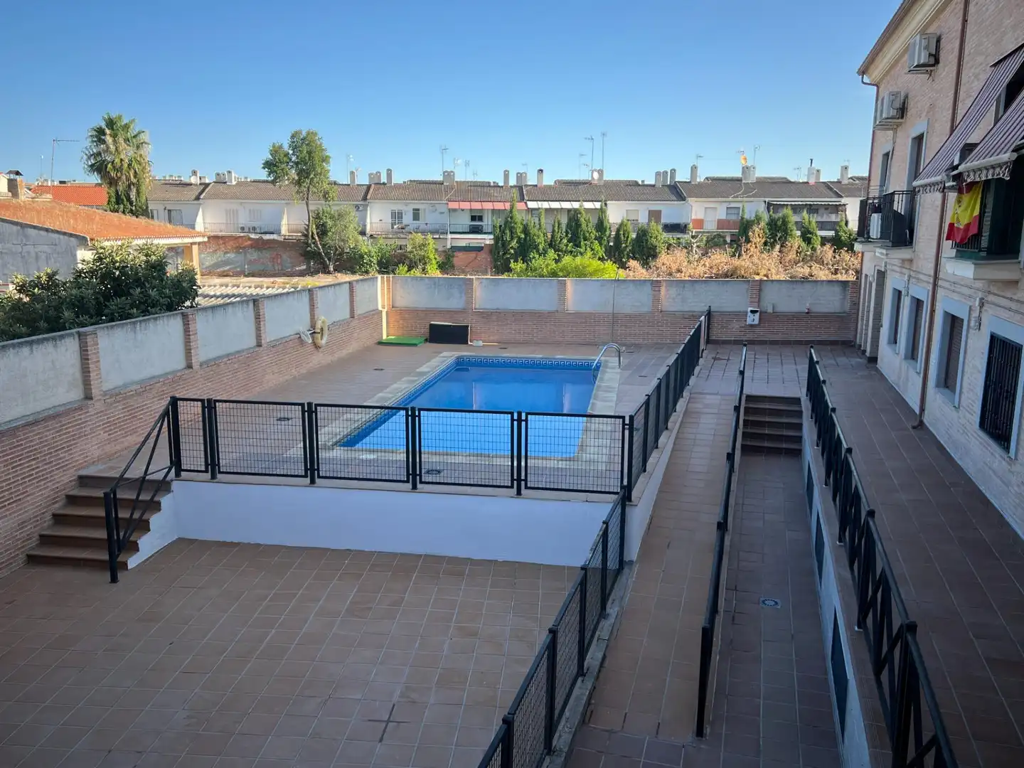 Piscina de Dúplex de lloguer en El Viso de San Juan amb Aire condicionat, Calefacció i Terrassa