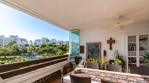 Foto 2 de Apartamento en venta en Avenida Parque Selwo, 18, La Concha - Resina Golf, Estepona
