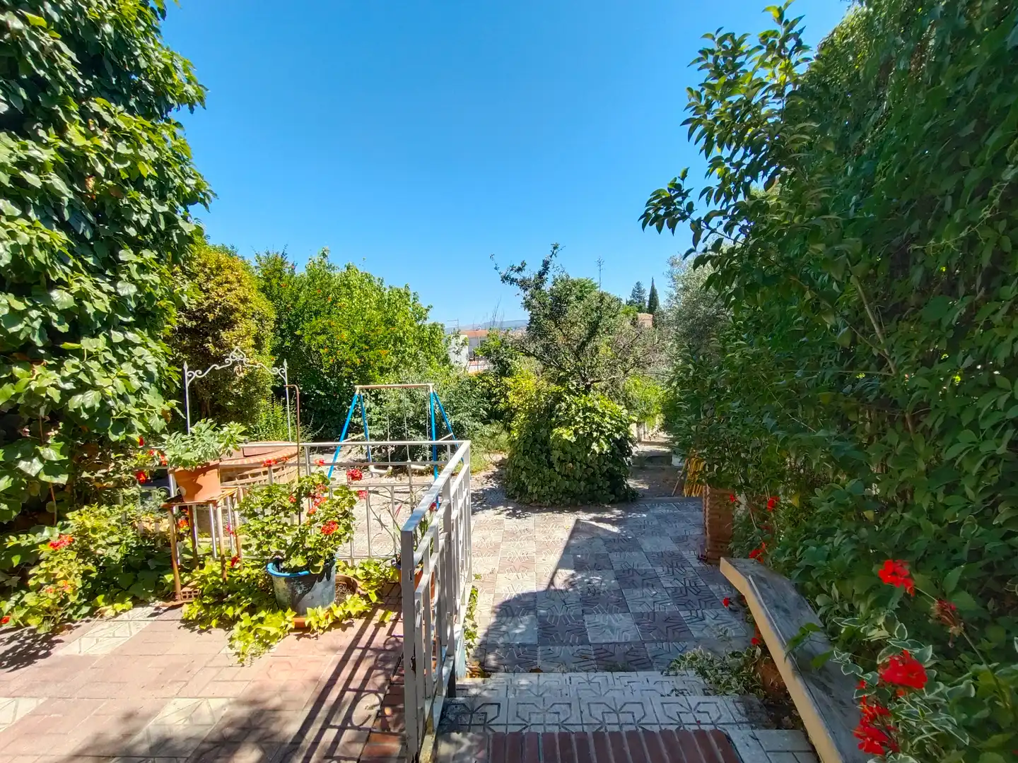 Jardí de Casa o xalet en venda en La Zubia amb Aire condicionat, Calefacció i Jardí privat