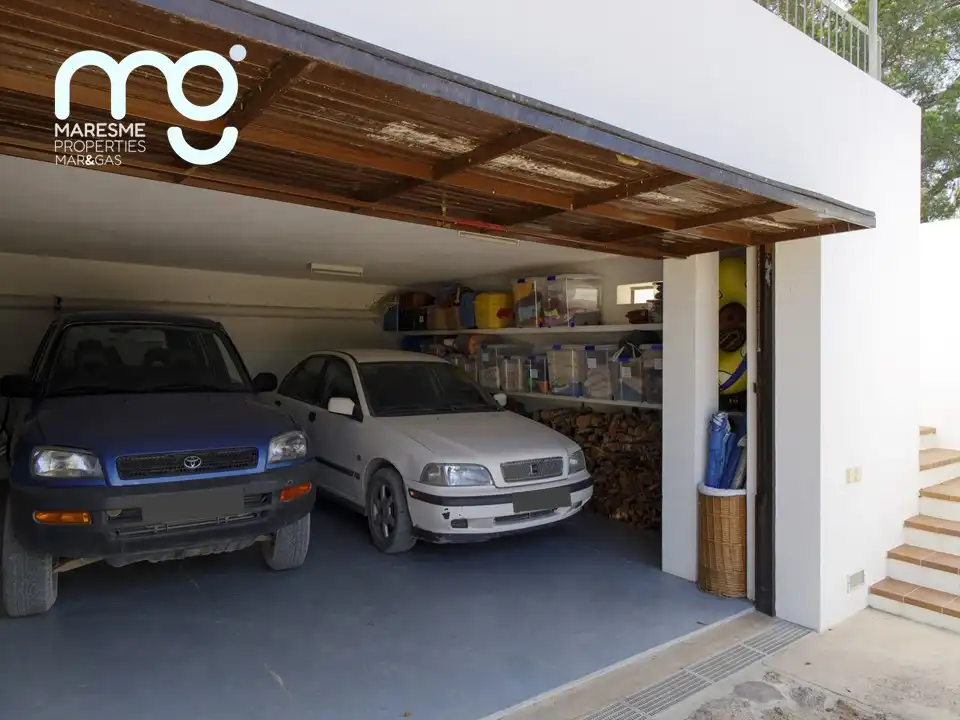 Parking of Country homes for sale in Andratx  with Air Conditioner, Heating and Private garden