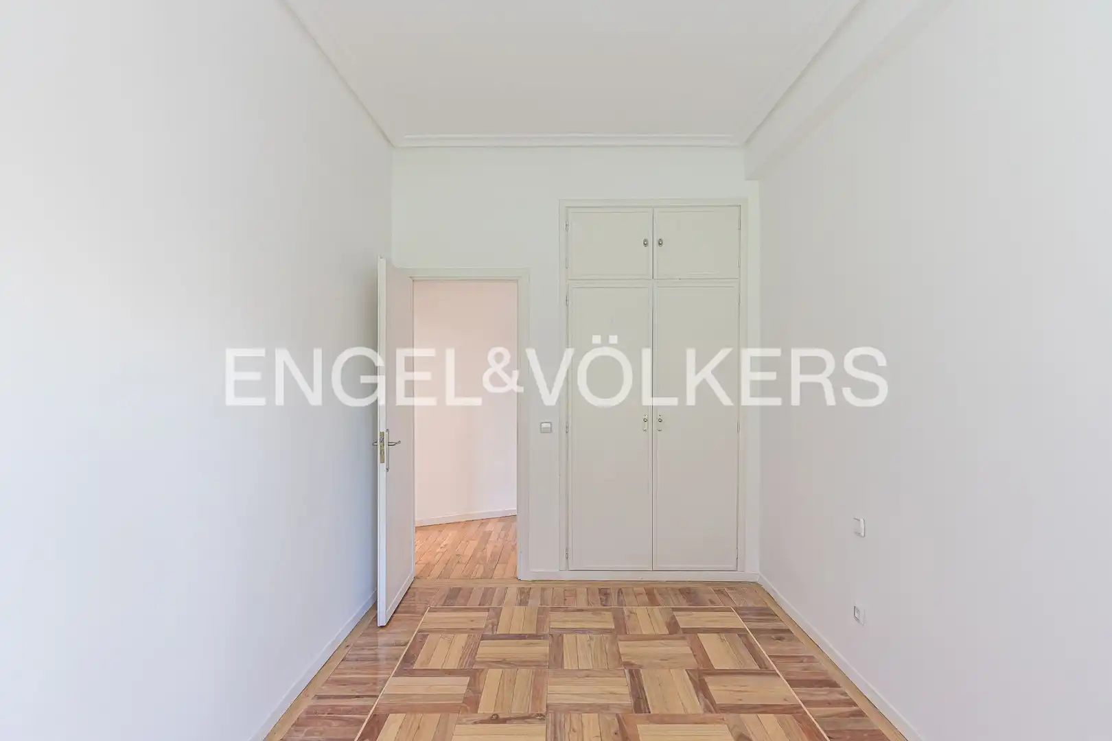 Flat for rent in Madrid  with Air Conditioner, Heating and Parquet flooring