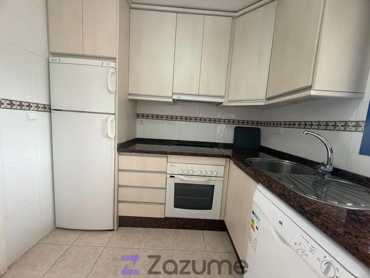 Cocina de Piso de alquiler en Manilva con Aire acondicionado, Terraza y Piscina