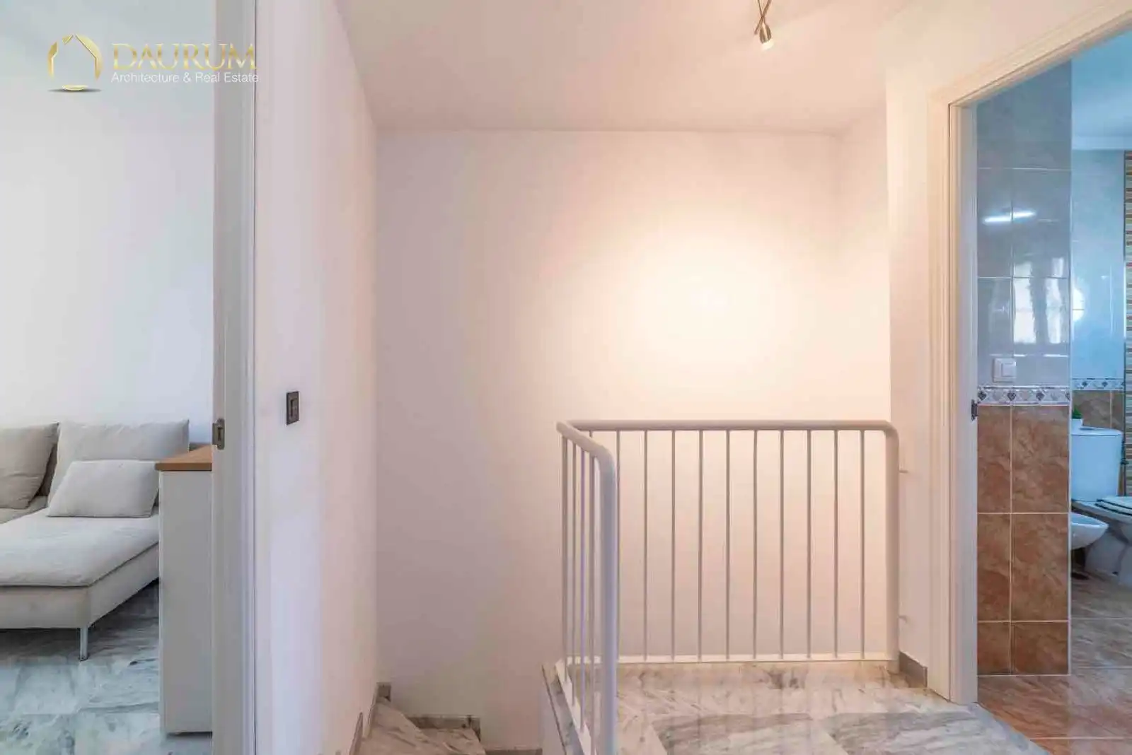 Casa adosada en venta en Bormujos con Aire acondicionado, Calefacción y Terraza