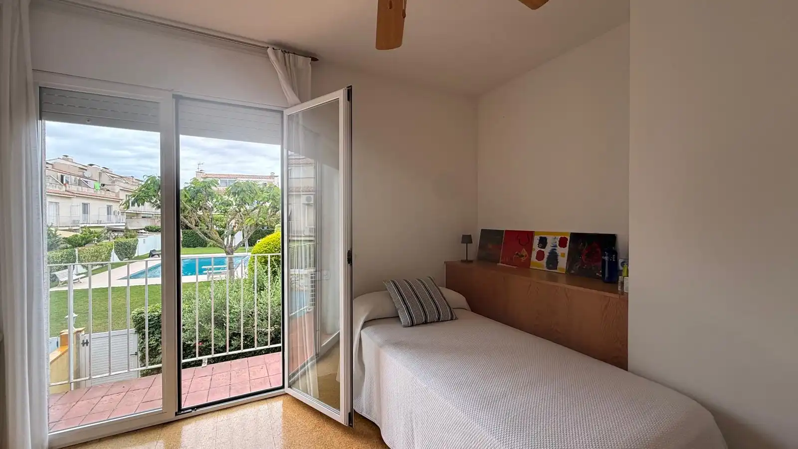 Habitación de Casa adosada en venta en Palafrugell con Aire acondicionado, Calefacción y Jardín privado