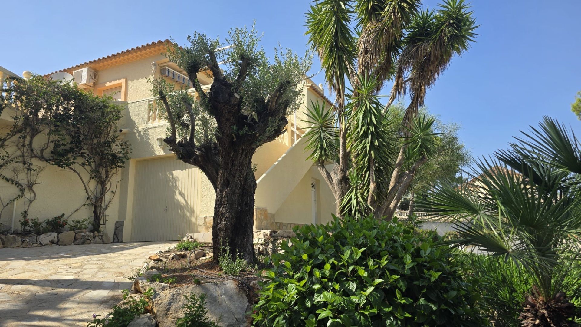 Jardí de Casa o xalet en venda en Dénia amb Aire condicionat, Calefacció i Jardí privat