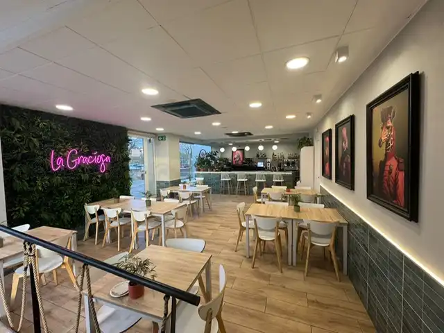 Local en traspaso en Manresa con Aire acondicionado, Calefacción y Terraza