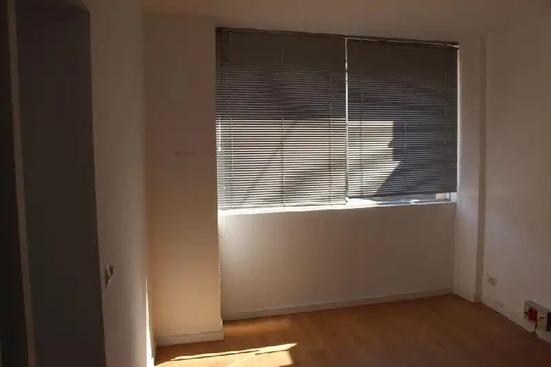 Habitación de Local de alquiler en Boqueixón