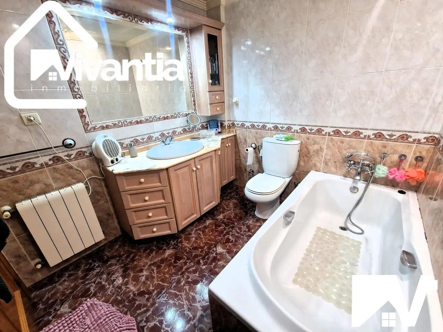 Baño de Dúplex en venta en Lorca con Calefacción, Terraza y Trastero