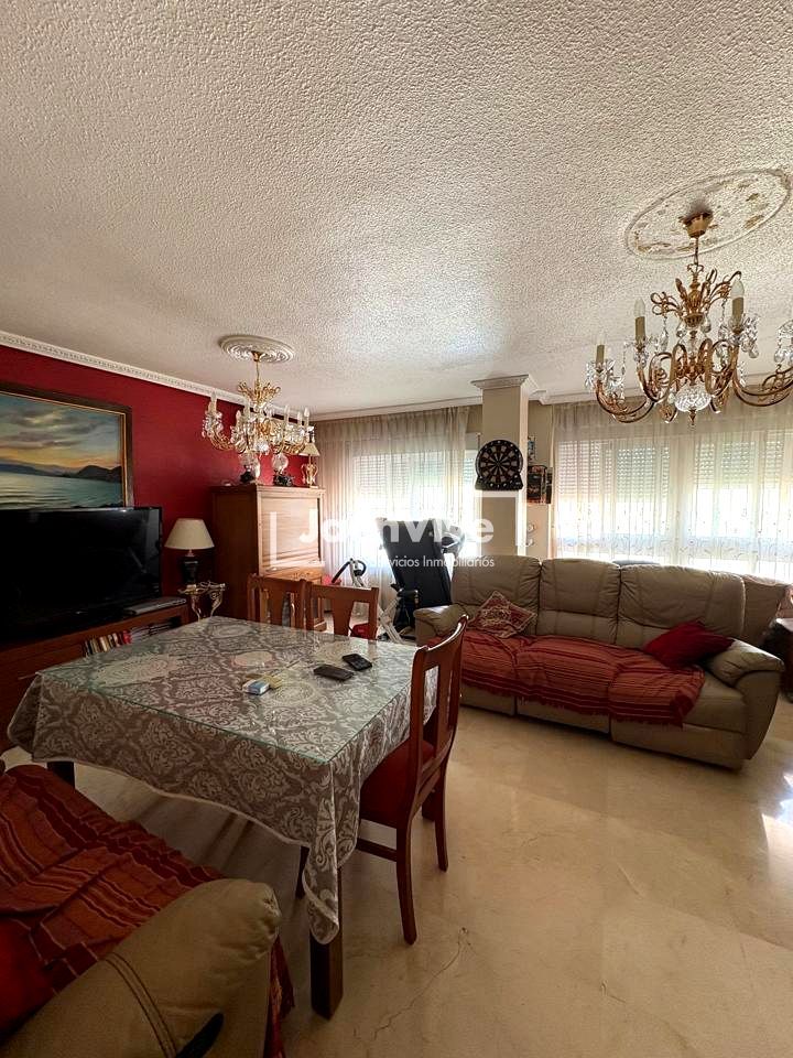Sala d'estar de Pis en venda en  Jaén Capital amb Aire condicionat, Calefacció i Terrassa