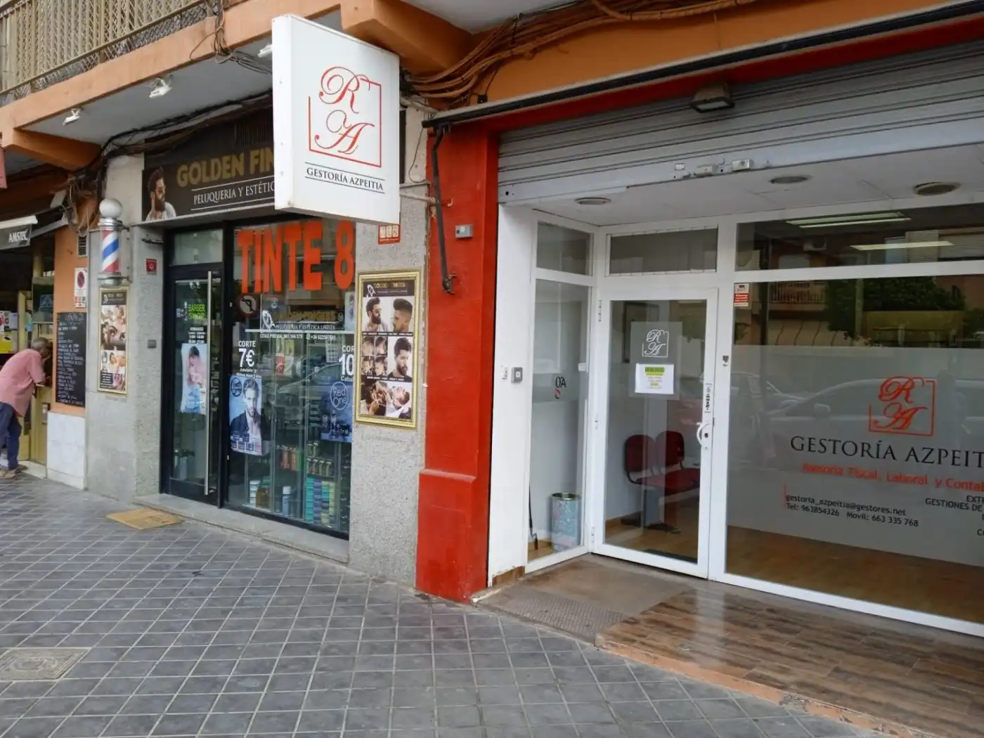 Gewerbefläche zum Verkauf in Avenida de la Paz