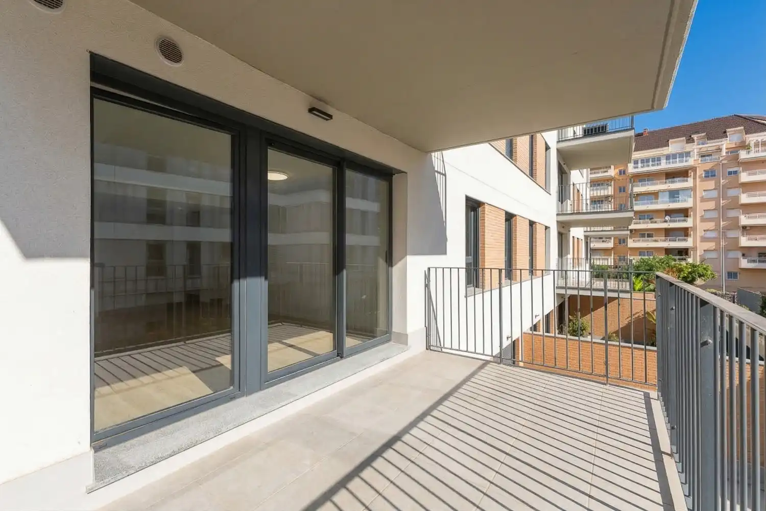 Terraza de Piso de alquiler en Dénia con Aire acondicionado, Calefacción y Trastero