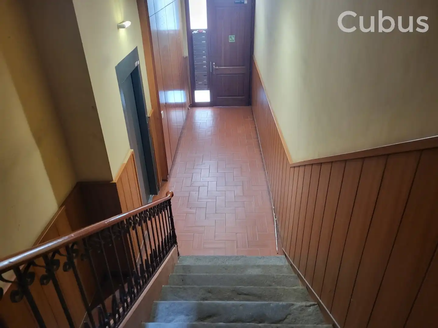 Piso en venta en Olot con Terraza y Balcón