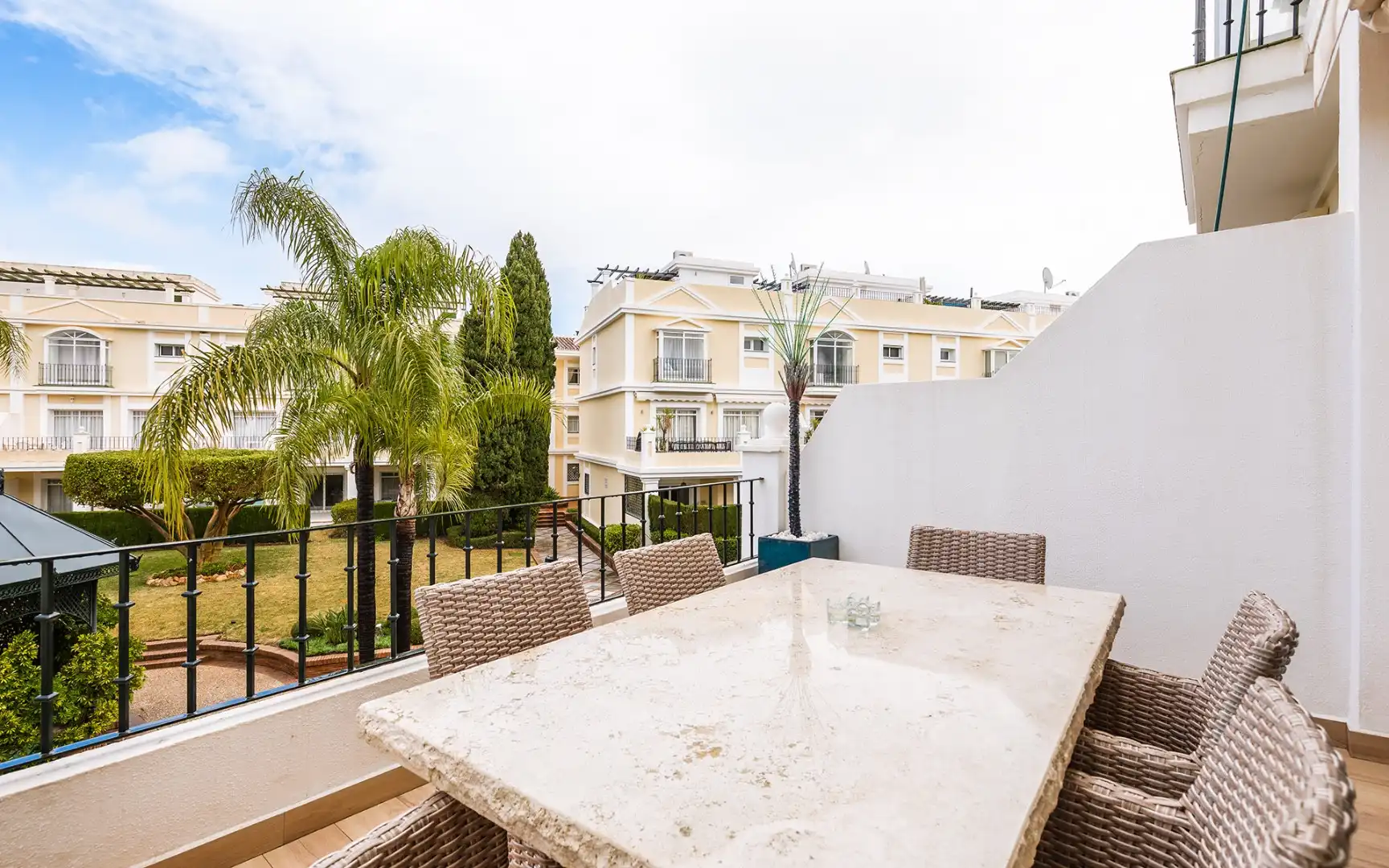 Terrace of Duplexes for sale in Marbella  with Air Conditioner, Terrace and Swimming Pool