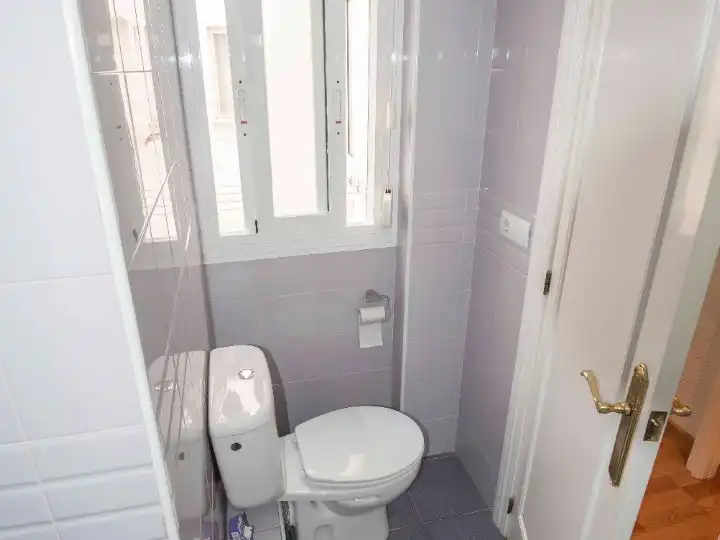 Bathroom of Flat for rent in  Murcia Capital  with Air Conditioner