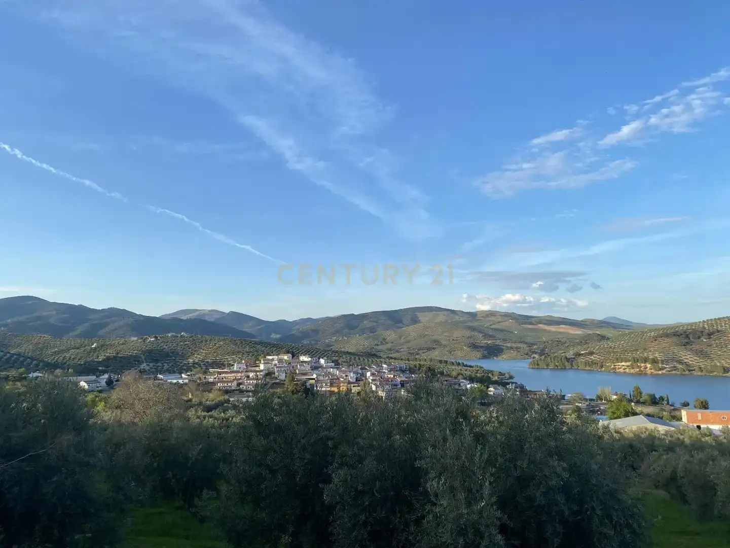 Casa o chalet en venta en Colomera con Jardín privado, Trastero y Piscina