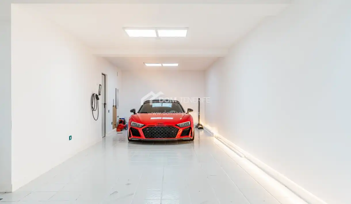 Casa o chalet en venta en Adeje con Jardín privado, Terraza y Trastero
