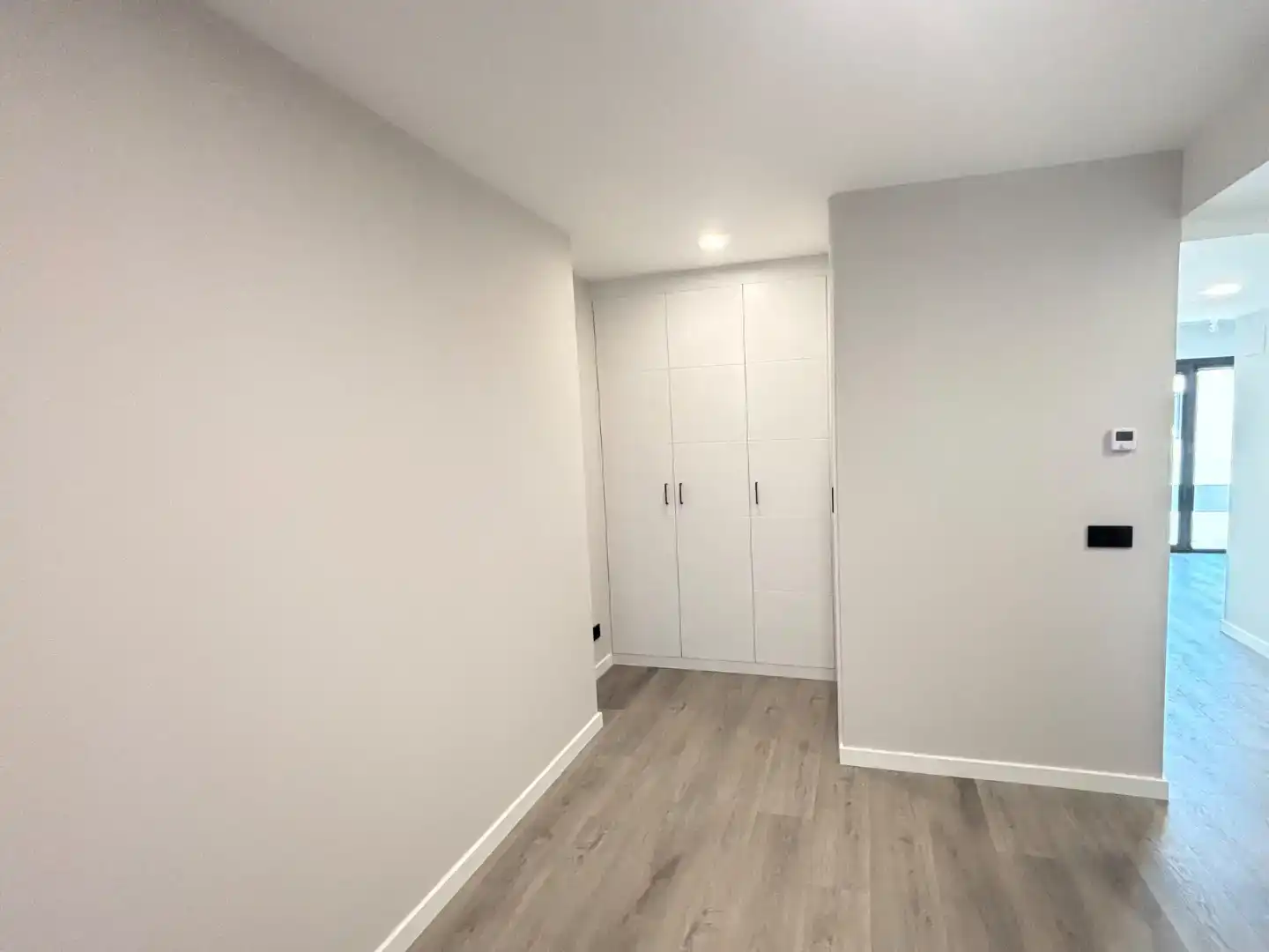 Wohnung zur Miete in  Granada Capital mit Schwimmbad und Balkon