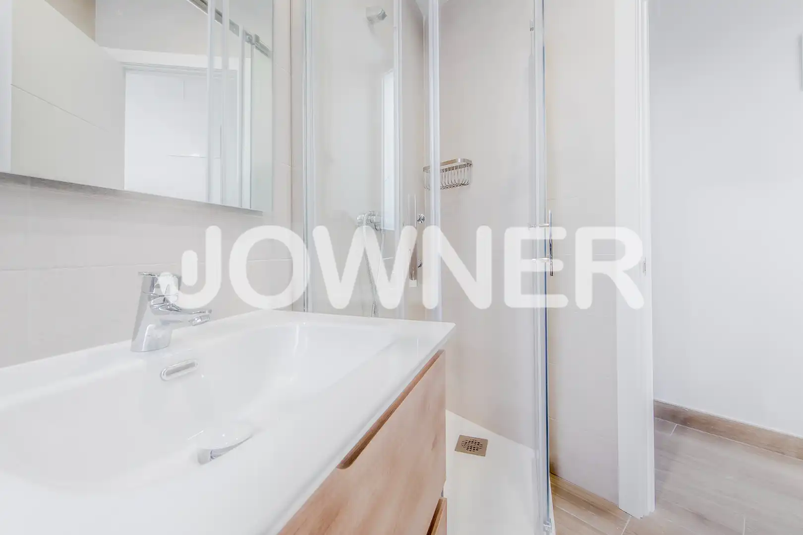 Bathroom of Attic for rent in Madrid  with Air Conditioner, Heating and Terrace