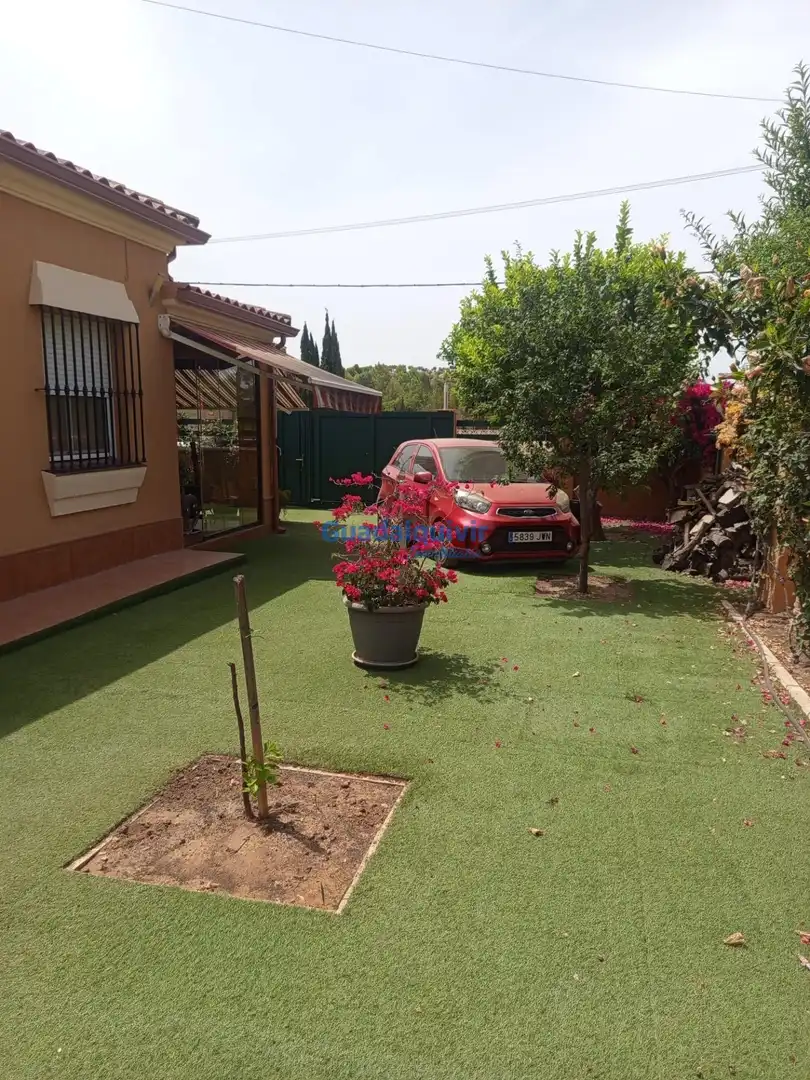 Villa con piscina in vendita a Entrenúcleos, imagen 8