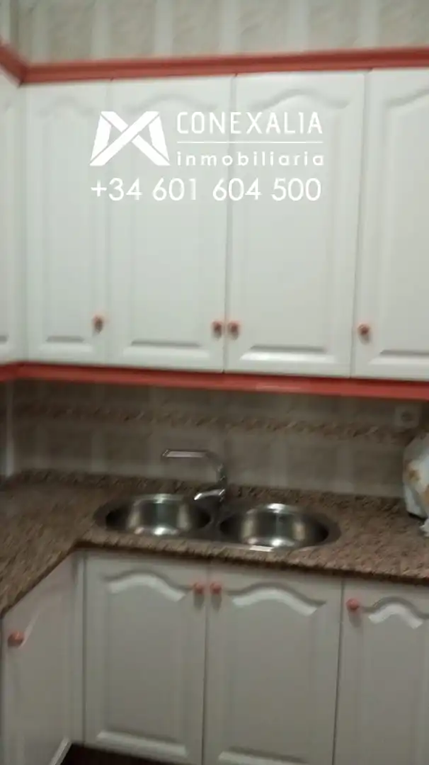 Cuina de Casa o xalet en venda en Olvera amb Terrassa i Balcó