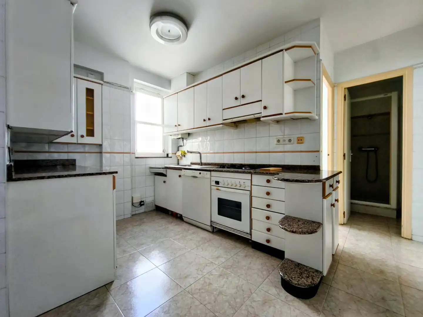 Kitchen of Flat for sale in A Coruña Capital   with Heating and Parquet flooring
