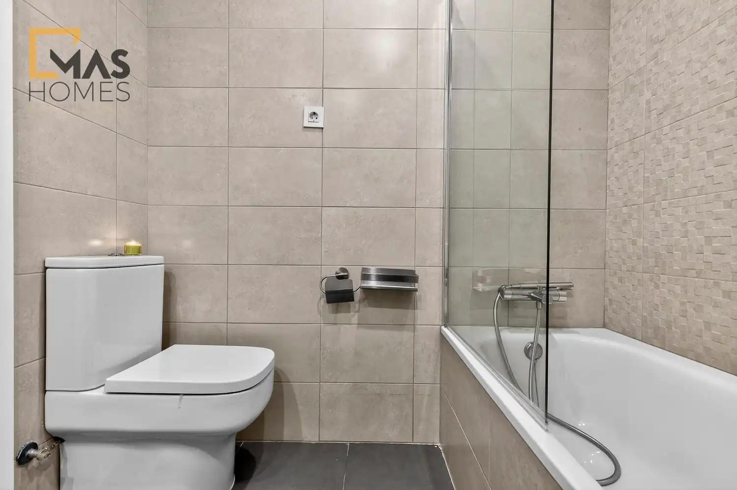 Badezimmer von Maisonette zum Verkauf in Sabadell mit Klimaanlage, Heizung und Parkett