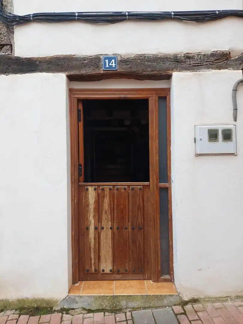 Casa adosada en venda en Camprovín
