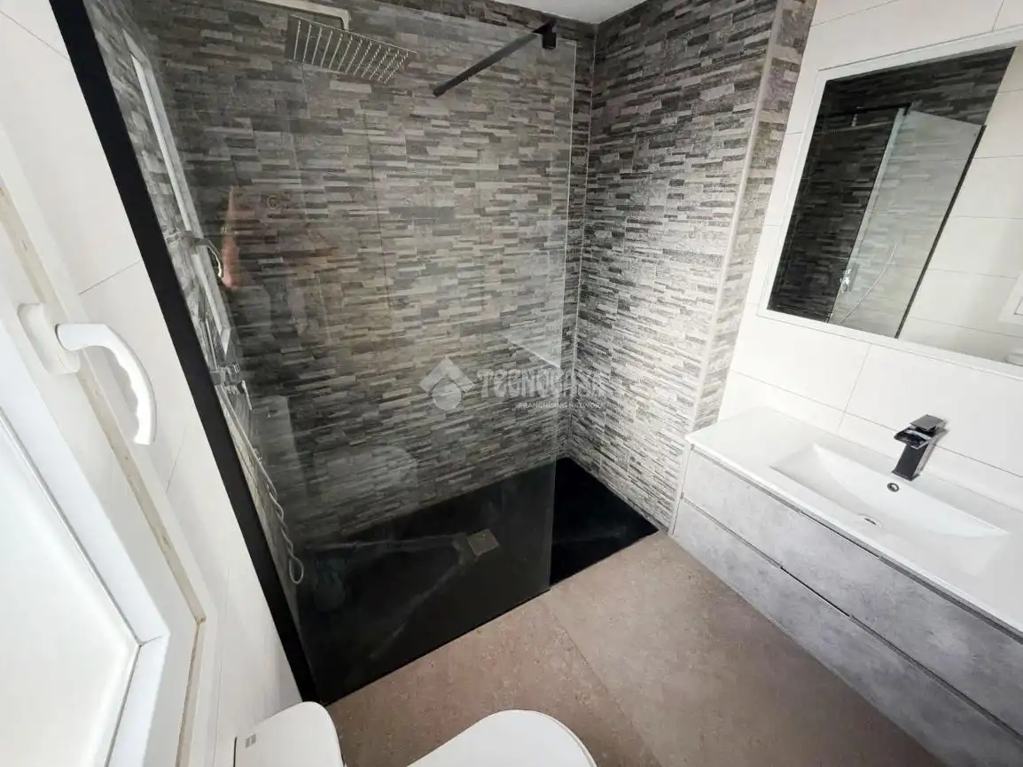 Baño de Piso en venta en San Mateo de Gállego con Terraza y Trastero