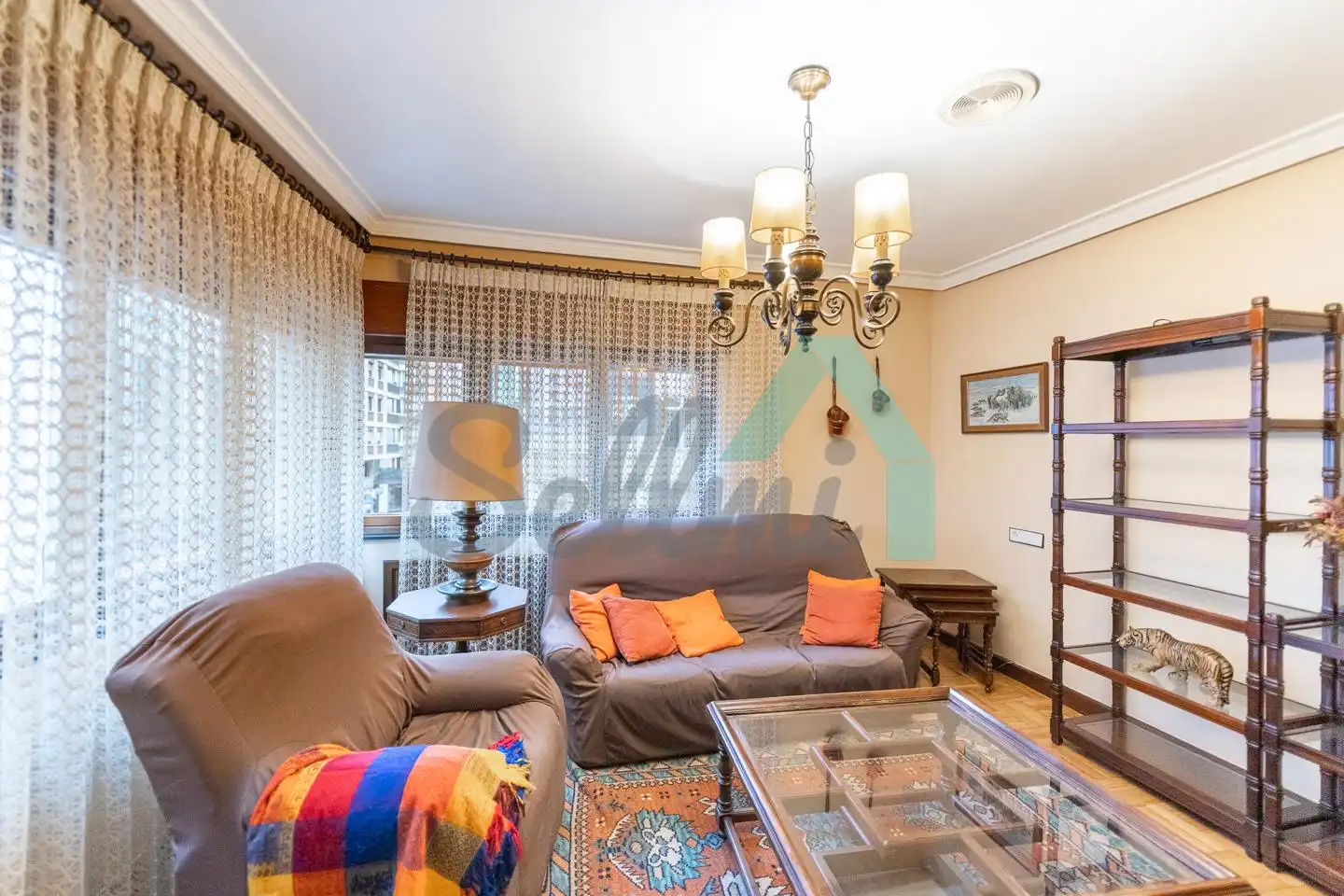 Living room of Flat for sale in Oviedo   with Heating, Parquet flooring and Terrace