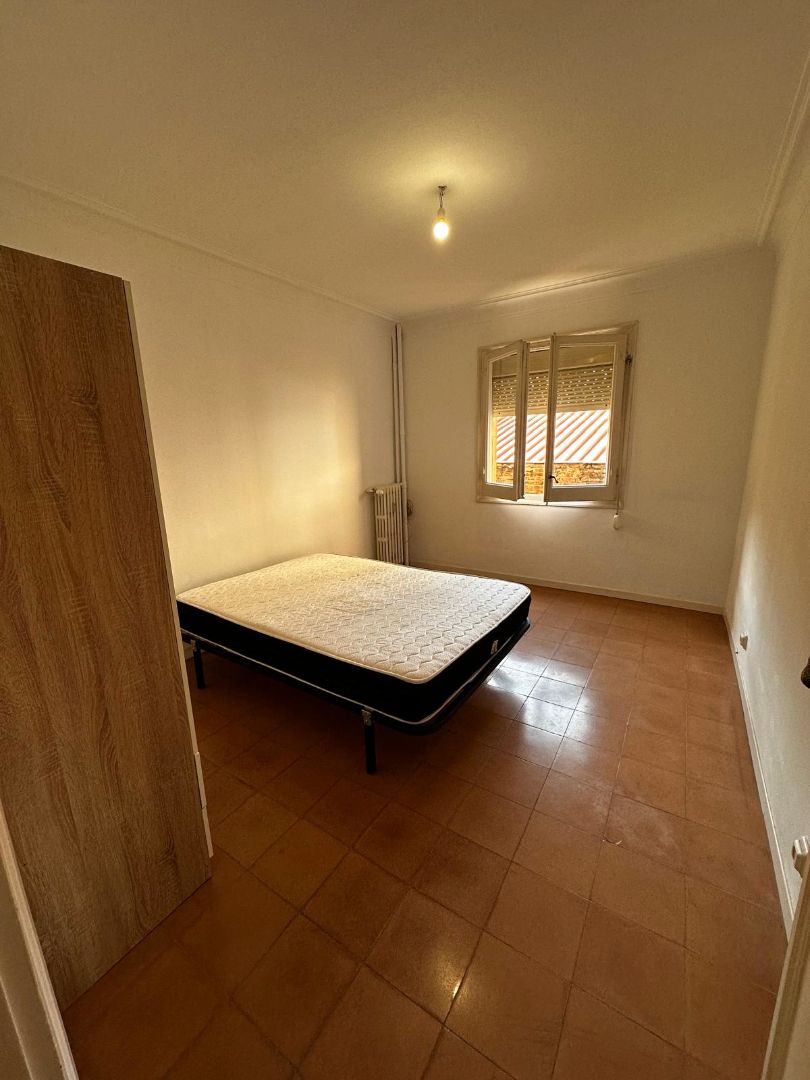 Dormitori de Pis de lloguer en  Barcelona Capital amb Calefacció, Moblat i Forn