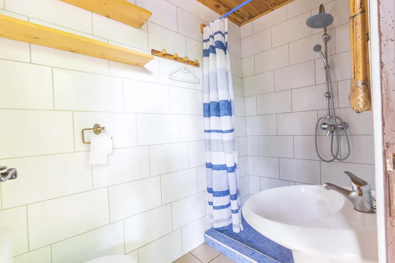 Baño de Finca rústica en venta en San Juan de la Rambla con Aire acondicionado, Calefacción y Jardín privado