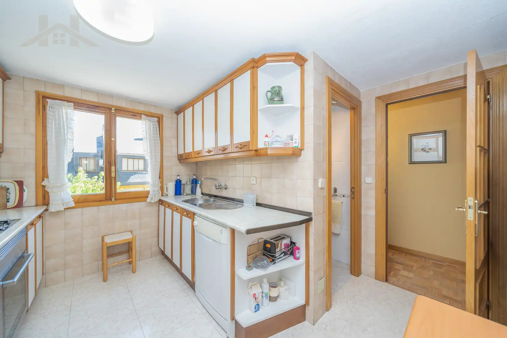 Kitchen of Detached homes for sale in El Escorial  with Heating, Parquet flooring and Terrace