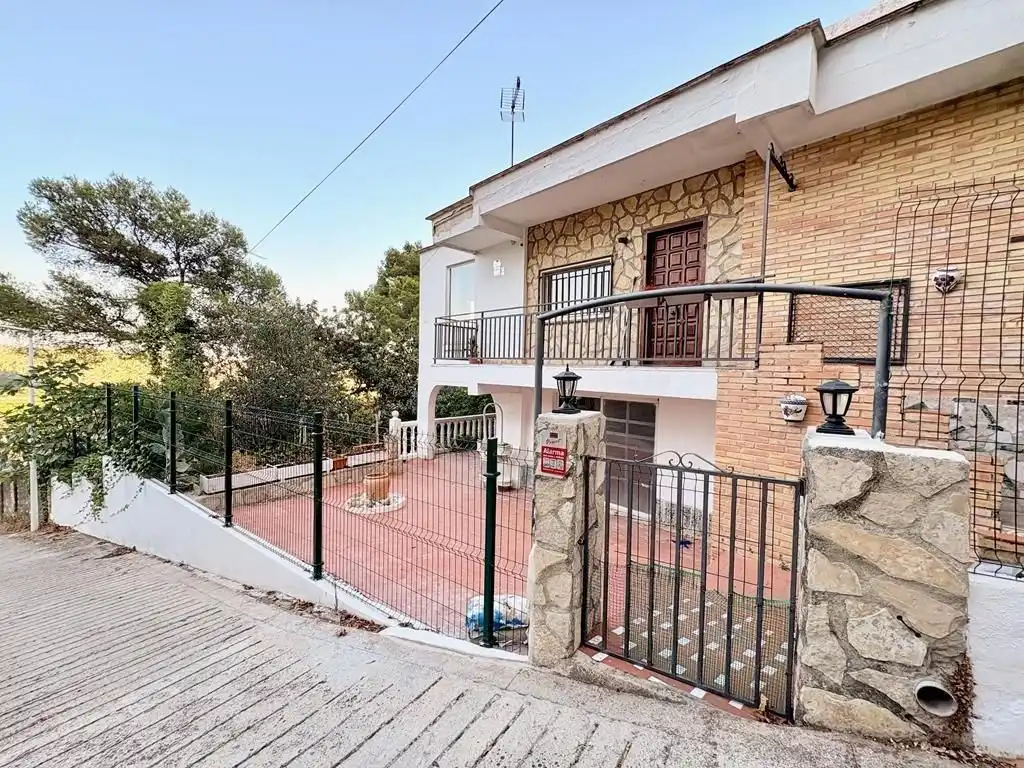 Detached house with pool for sale in Urbanizaciones, imagen 3