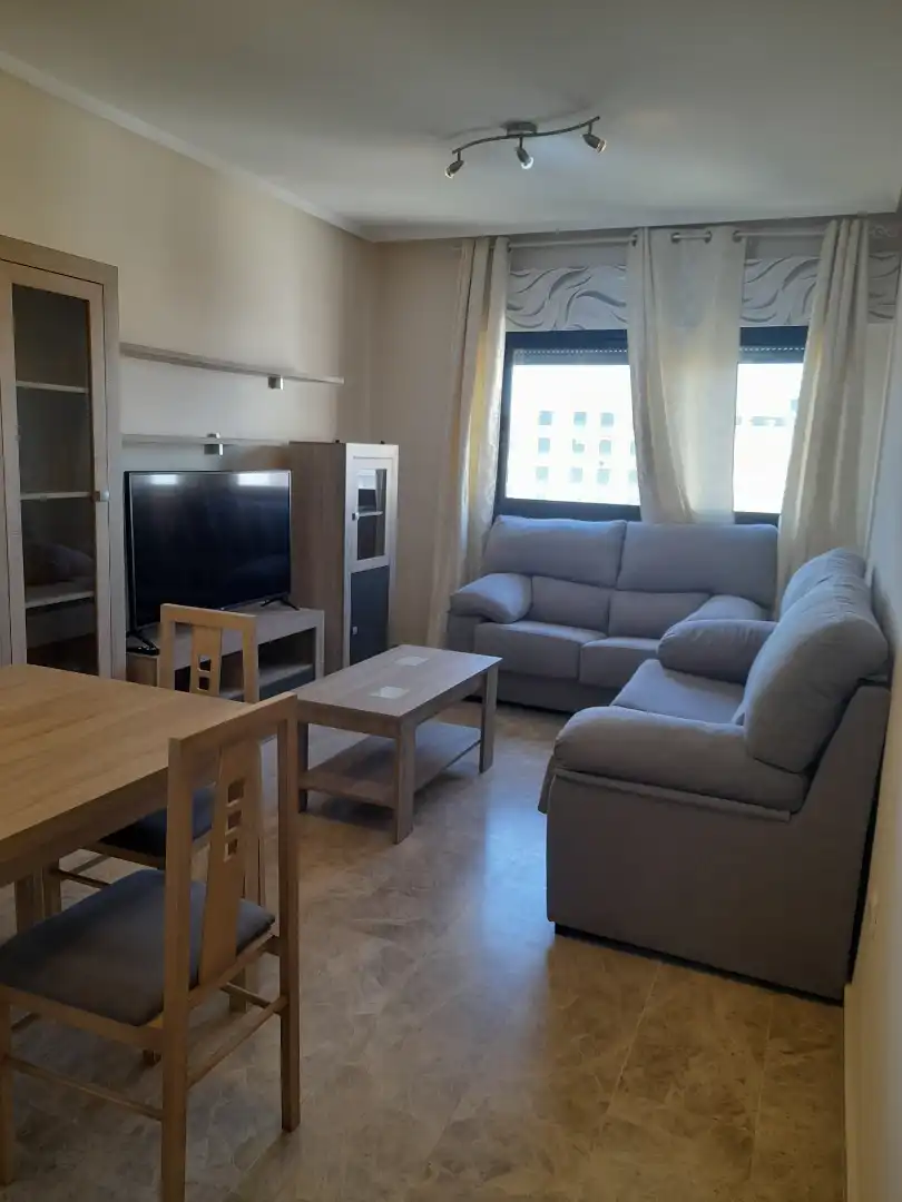 Sala d'estar de Apartament de lloguer en Ceuta amb Moblat, Forn i Rentadora
