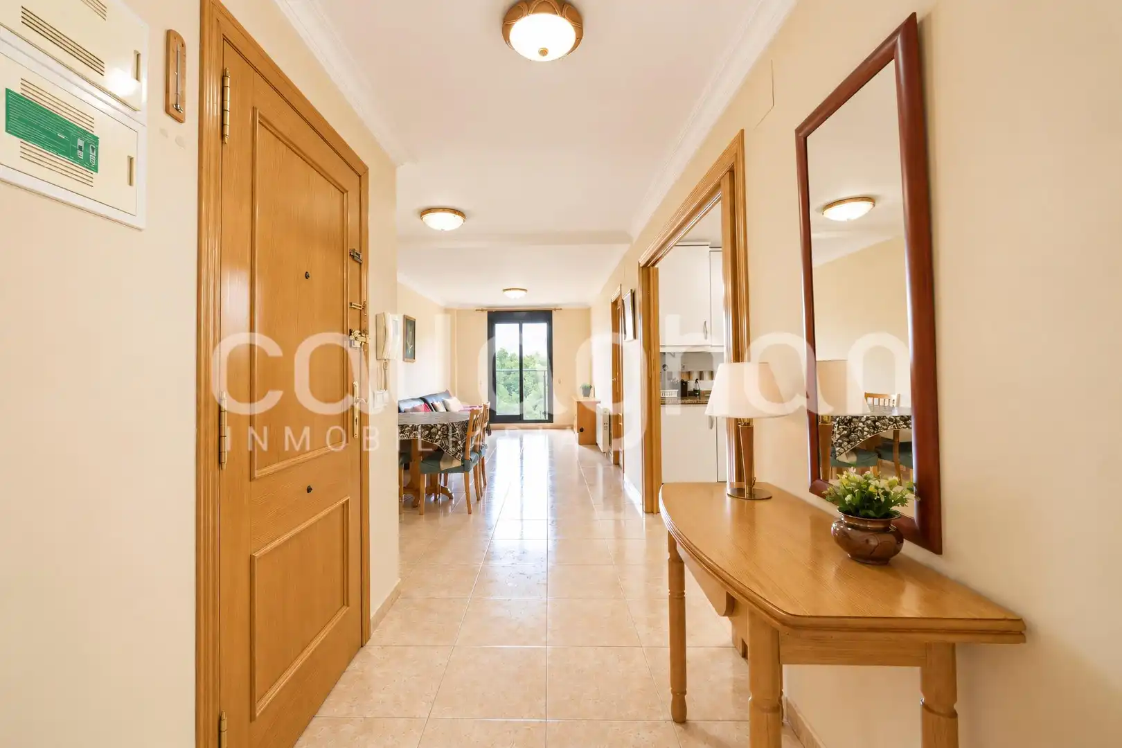 Piso con ascensor en venta en Sur