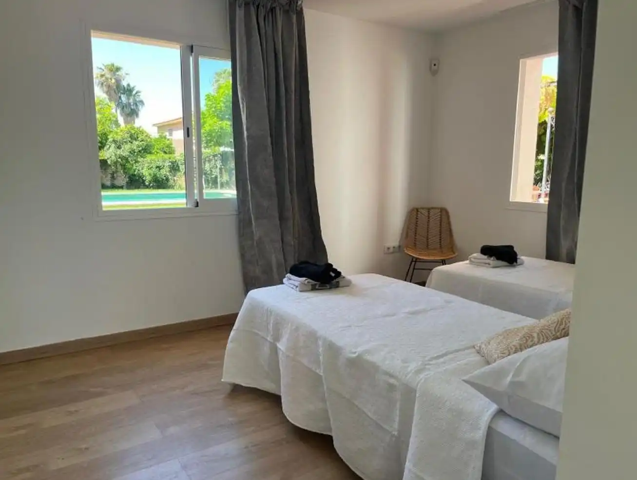 Dormitori de Casa o xalet en venda en Córdoba amb Aire condicionat, Jardí privat i Terrassa