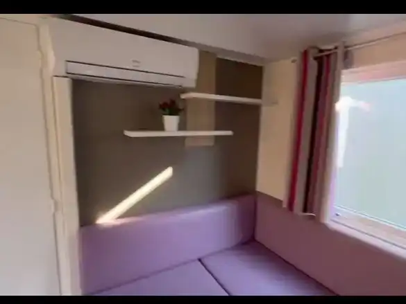 Sala d'estar de Finca rústica en venda en Jaca amb Piscina